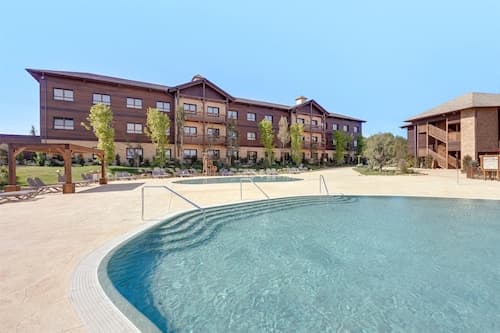 PortAventura Hotel Colorado - Includes unlimited access to PortAventura Park & 1 day access to Ferrari Land