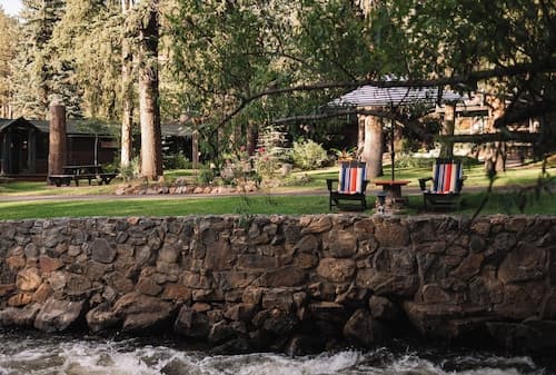 Highland Haven Creekside Inn