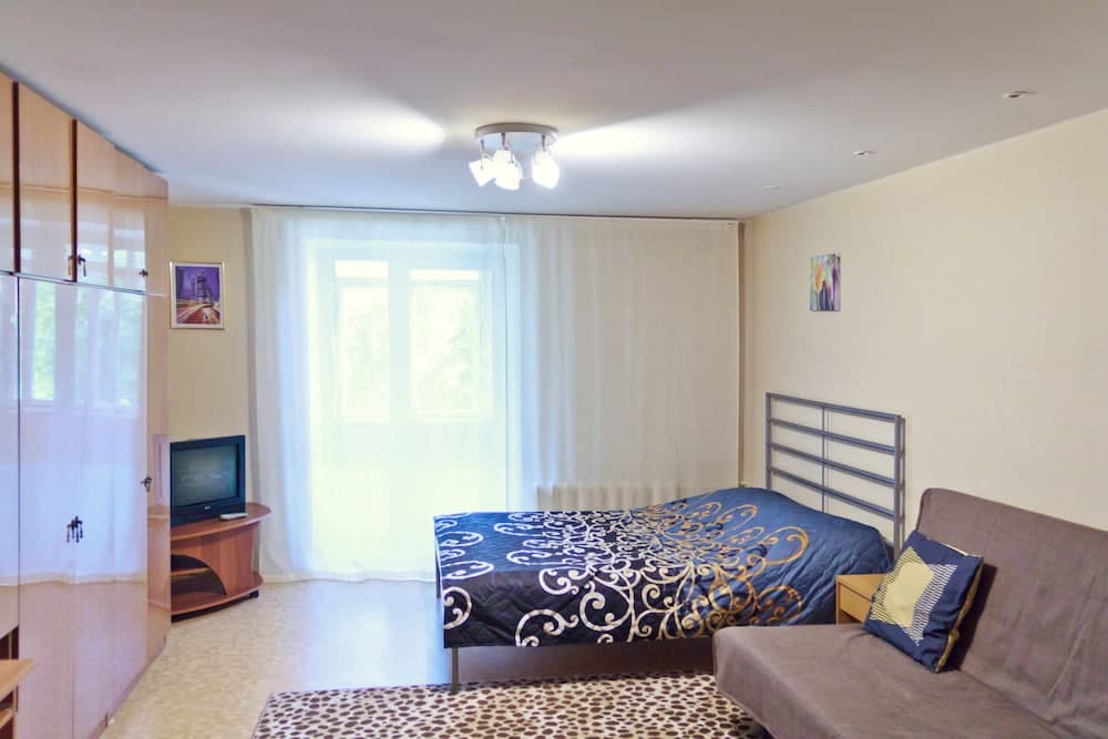 Apartment ALLiS-HALL on Pervomayskaya 70