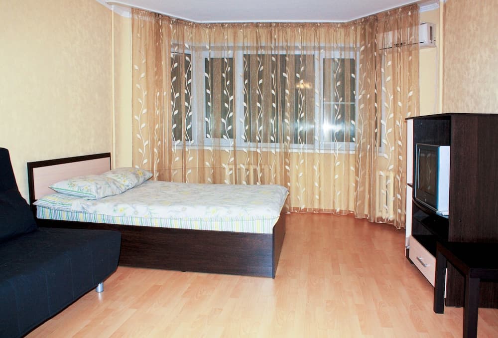 Apartment ALLiS-HALL on Tveritina 42-3