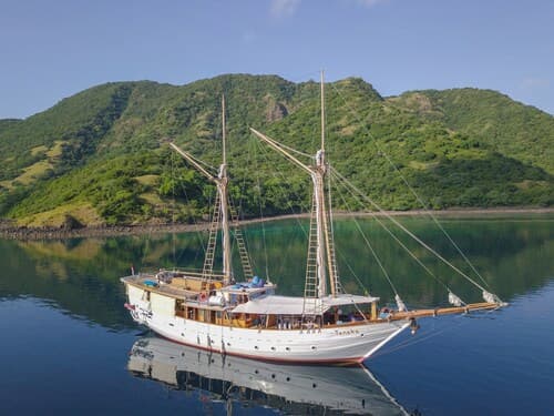 Tanaka Liveaboard Raja Ampat