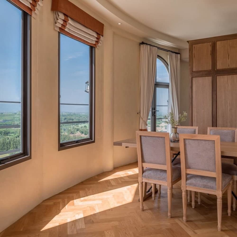 Toscana Piazza - Adults Only