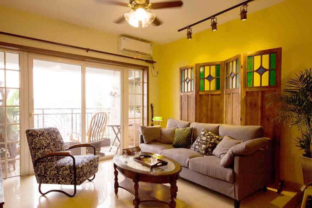Locals Boutique Apartment Lujiang No.3