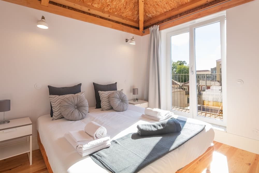 Indulge Porto Flats