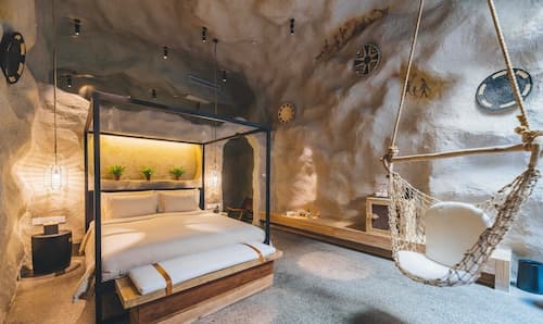 Atour Hotel May Fourth Square Qingdao