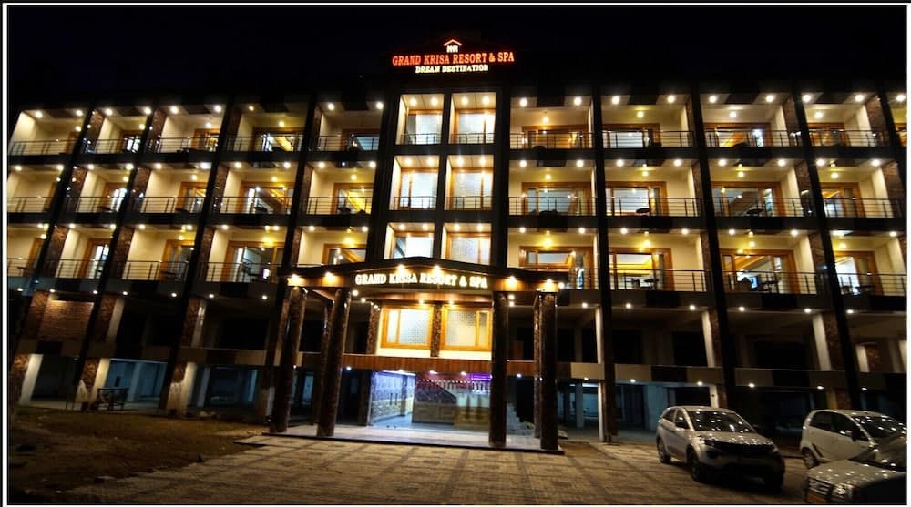 Grand Krisa Resort & Spa