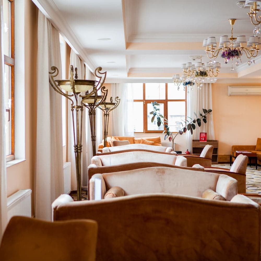 Lobi dinlenme salonu