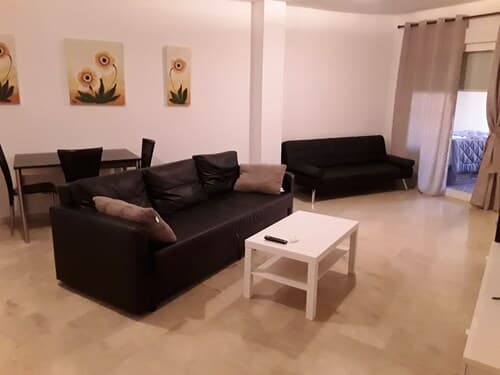 Apartamento en zona de golf y playa