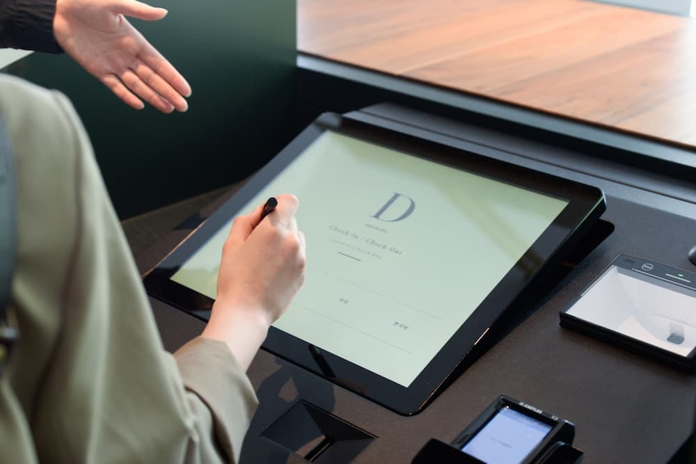 Giriş/çıkış büfesi