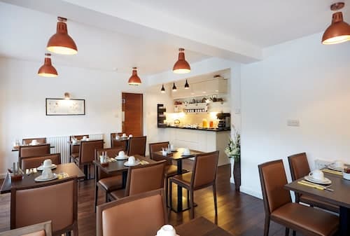 Conifers Guest House