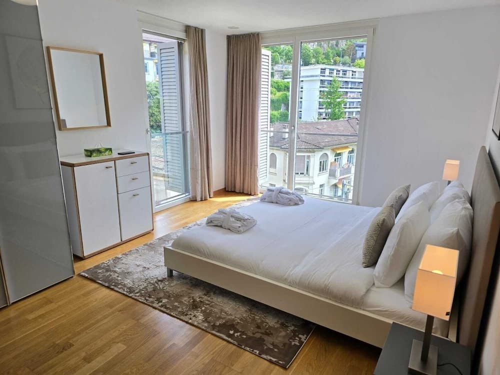 Montreux Lake View Apartments and Spa