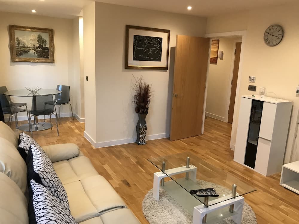 Chelmsford Service Apartment