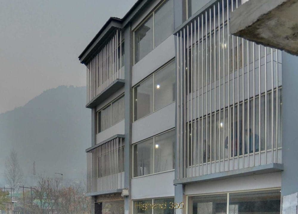 Hotel The Montreal Srinagar