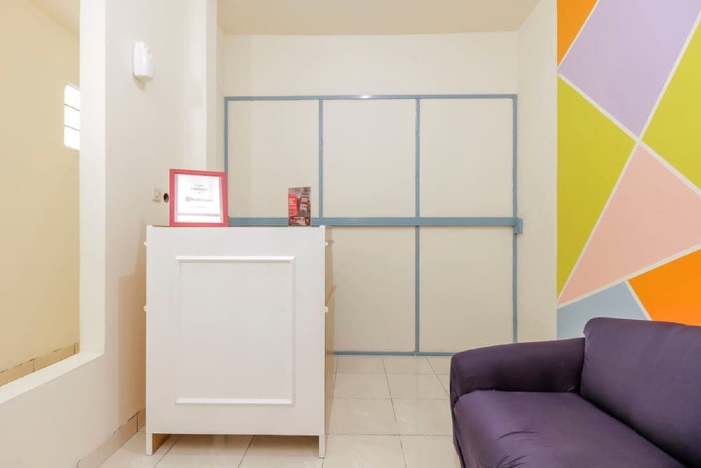 RedDoorz @ Tanjung Duren