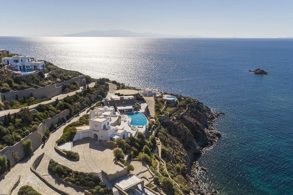 AGL Luxury Villas