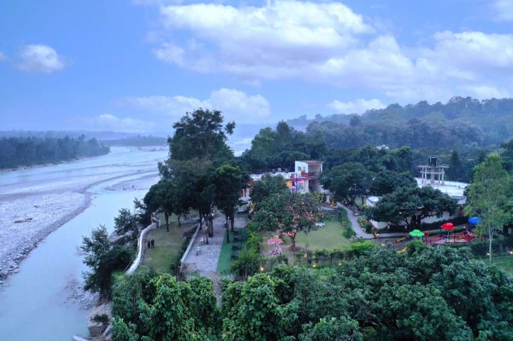 La Perle River Resorts