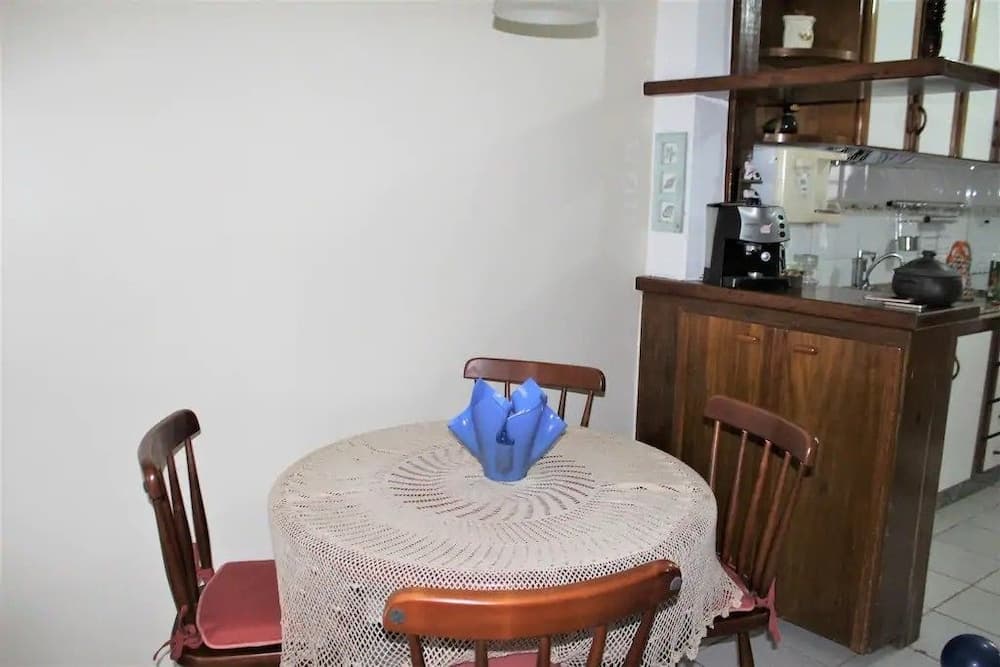 Odada yemek servisi