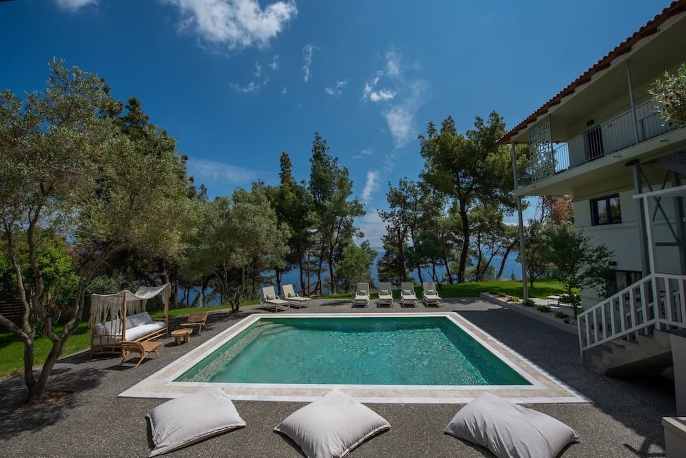 Konaklama yerinin ön cephesi