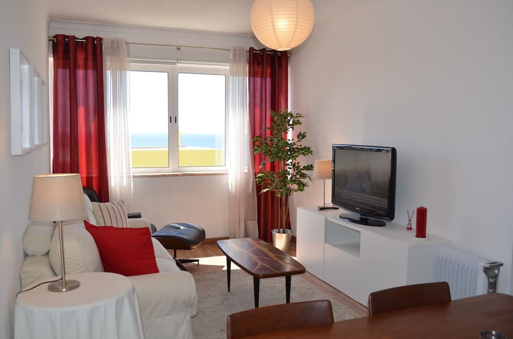 Cozy Apartment in Estoril