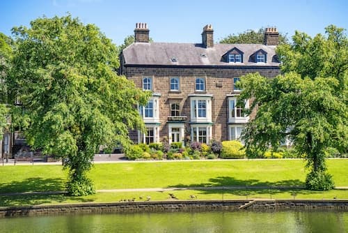 Roseleigh Guest House