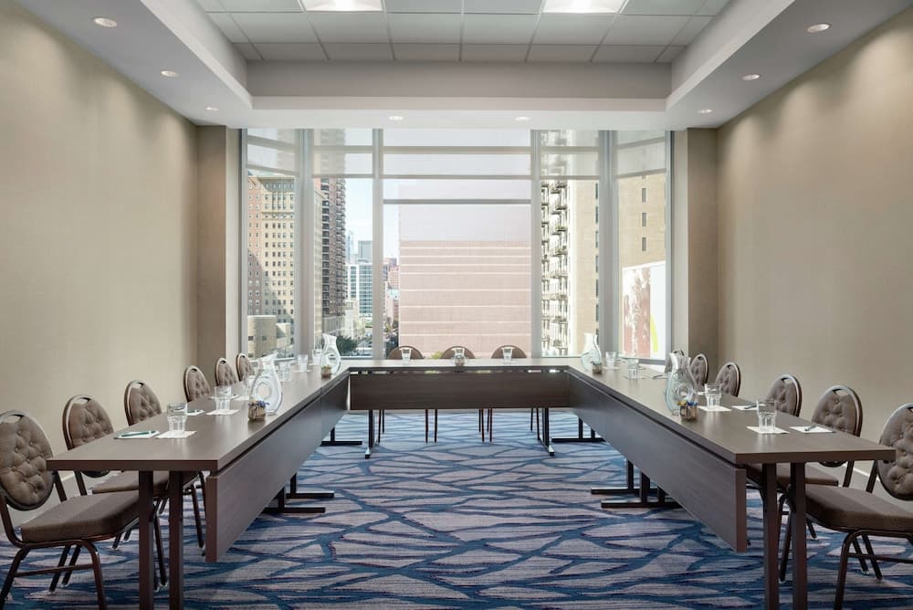 Toplantı salonu/imkânları