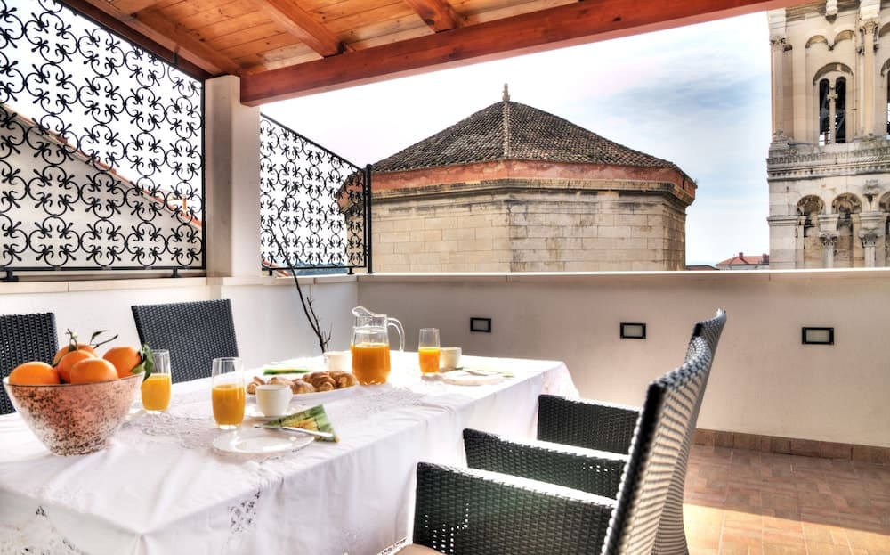 Luxury Apartment Matkovic