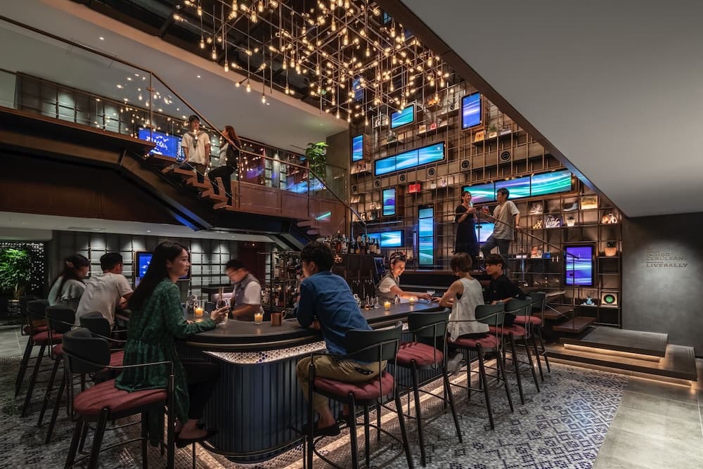 THE LIVELY FUKUOKA HAKATA