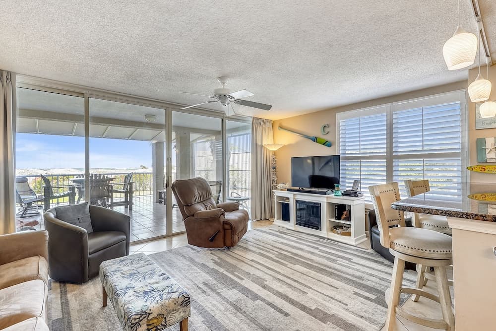 Magnolia House 112 2 Bedroom Condo by RedAwning