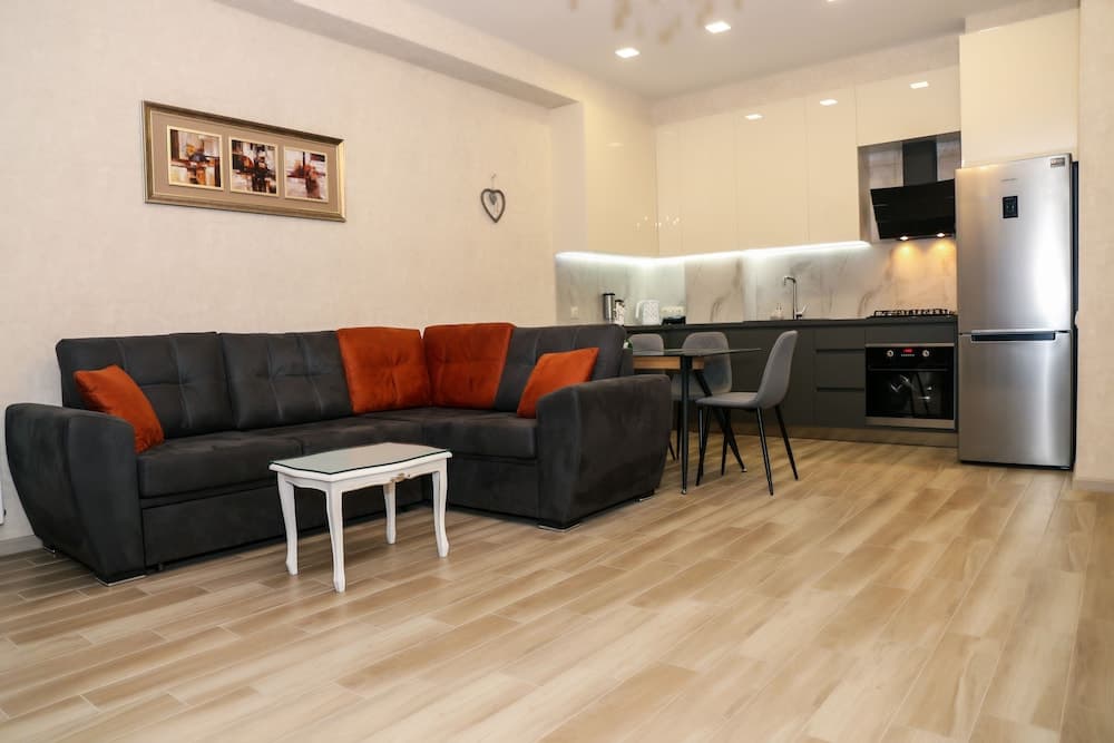 Hosthub Apartment On Shatberashvili Str