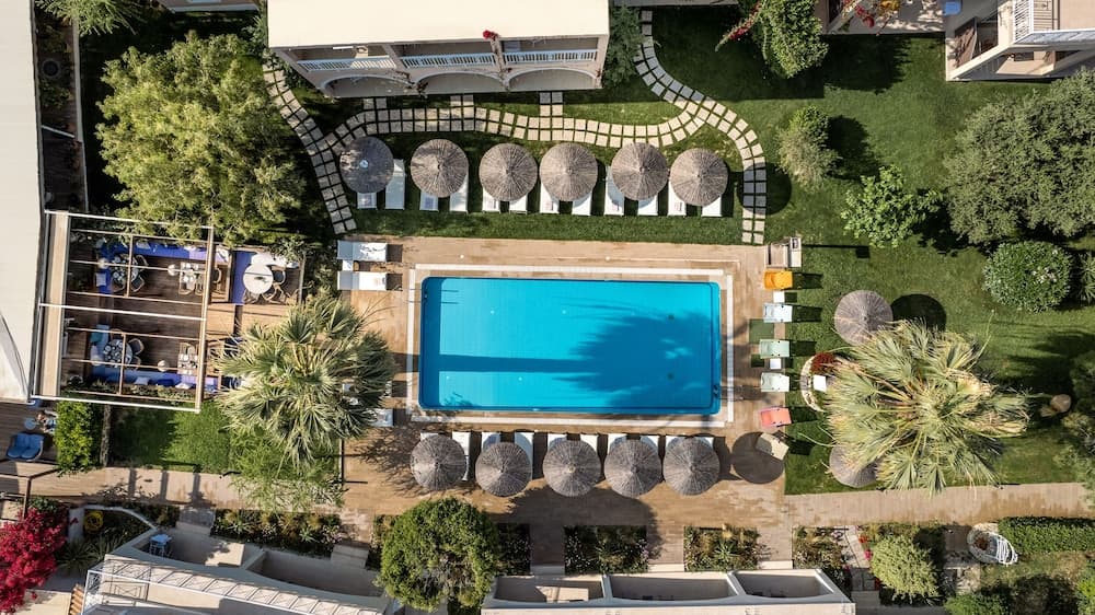 Aeolos Boutique Resort and Suites