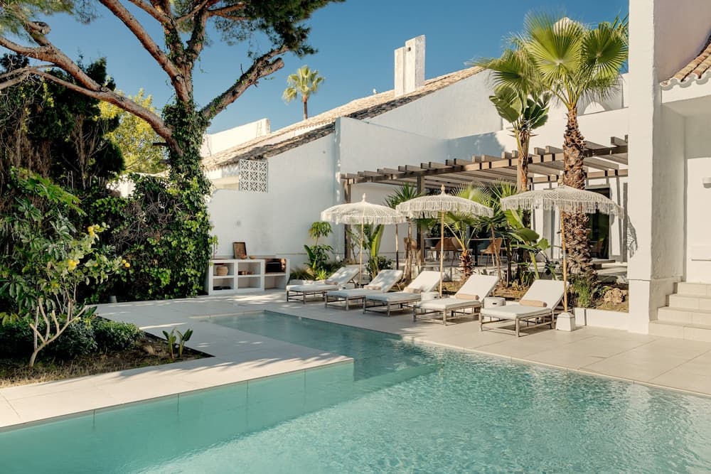 Anfitrión Villas & Suites