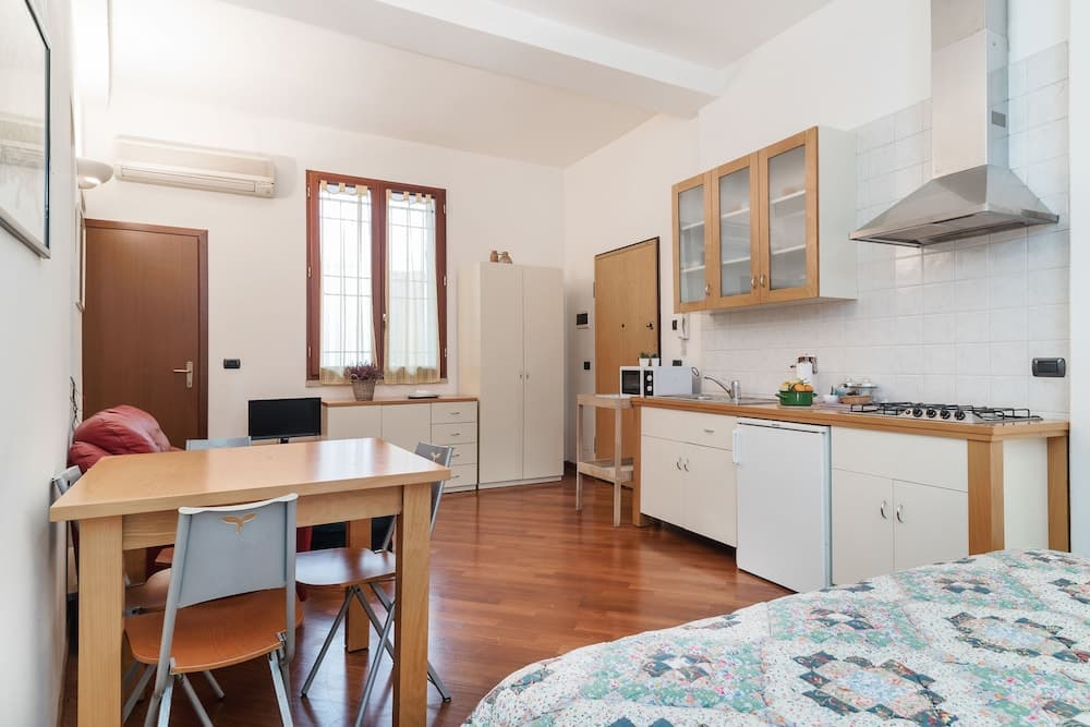 Bologna Central Studio