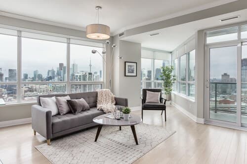 QuickStay - Modern 2-Bedroom Condo, Panoramic City Views