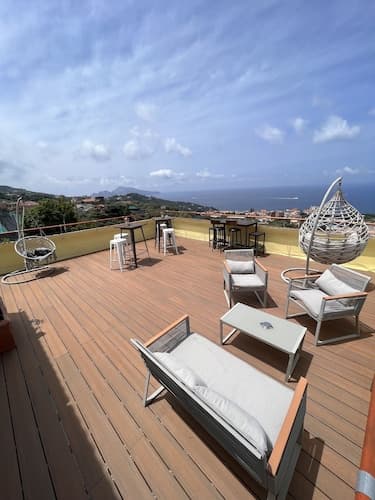 Relais il Chiostro Historic Courtyard and Panoramic Terrace near Sorrento