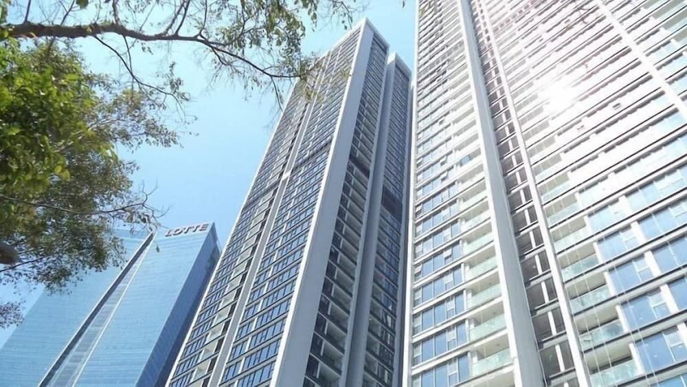 Bayhomes Metropolis Serviced Apartment