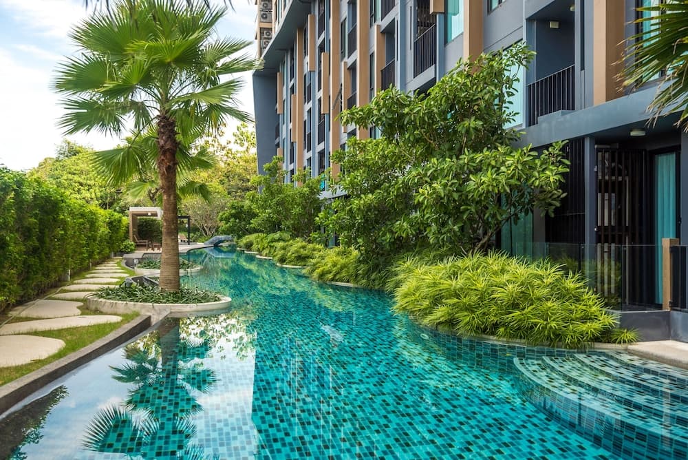 Aristo Surin by Lofty