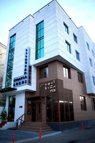 Lords Hotel