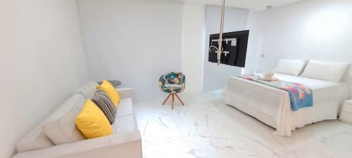 Flats no Muro Alto Club