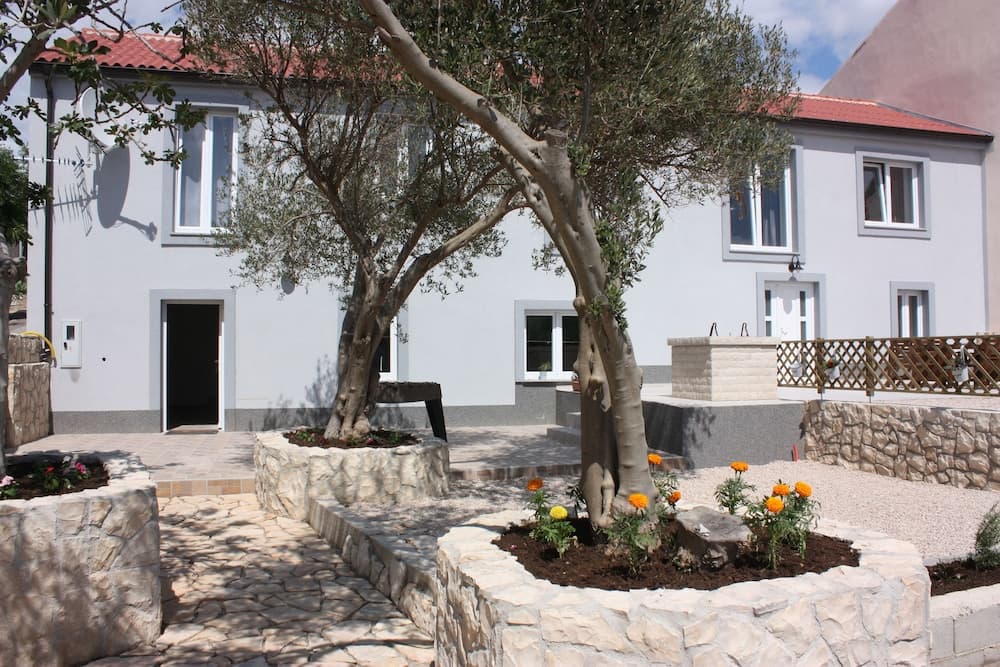 Villa Mate