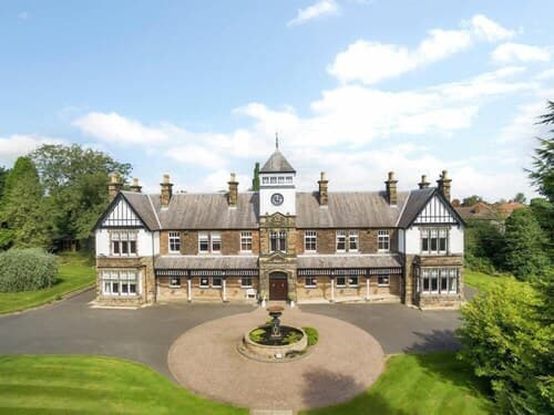 Peak Manor