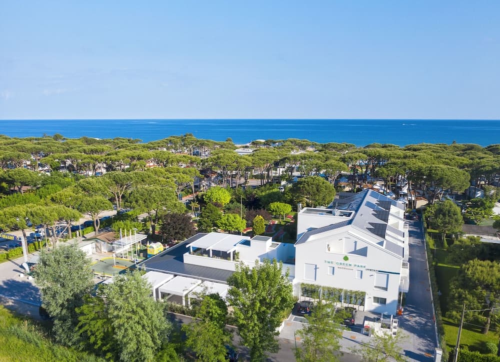 The Green Park Hotel