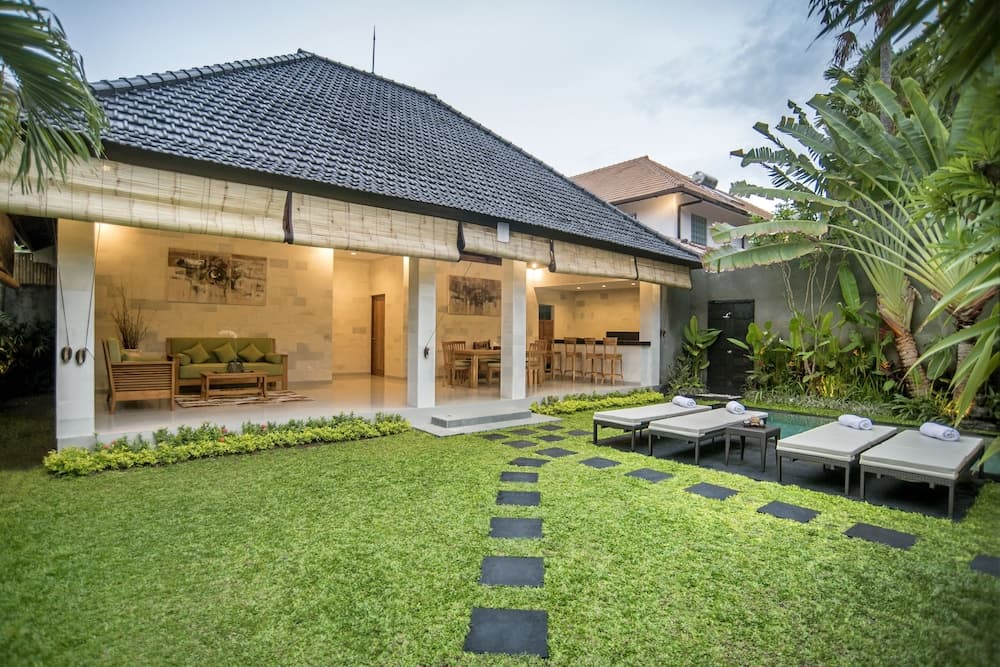 Sandi Agung Villa Bidadari
