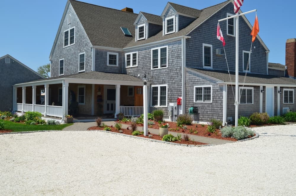 Beach Breeze Inn