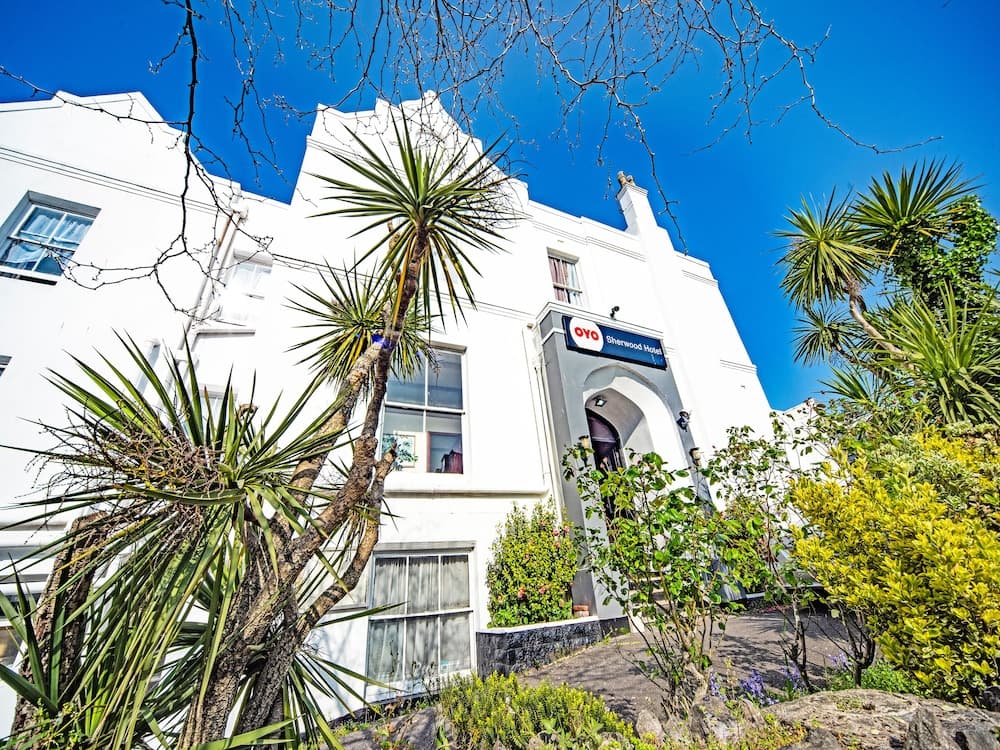 The Sherwood Palm Hotel, Torquay Beach