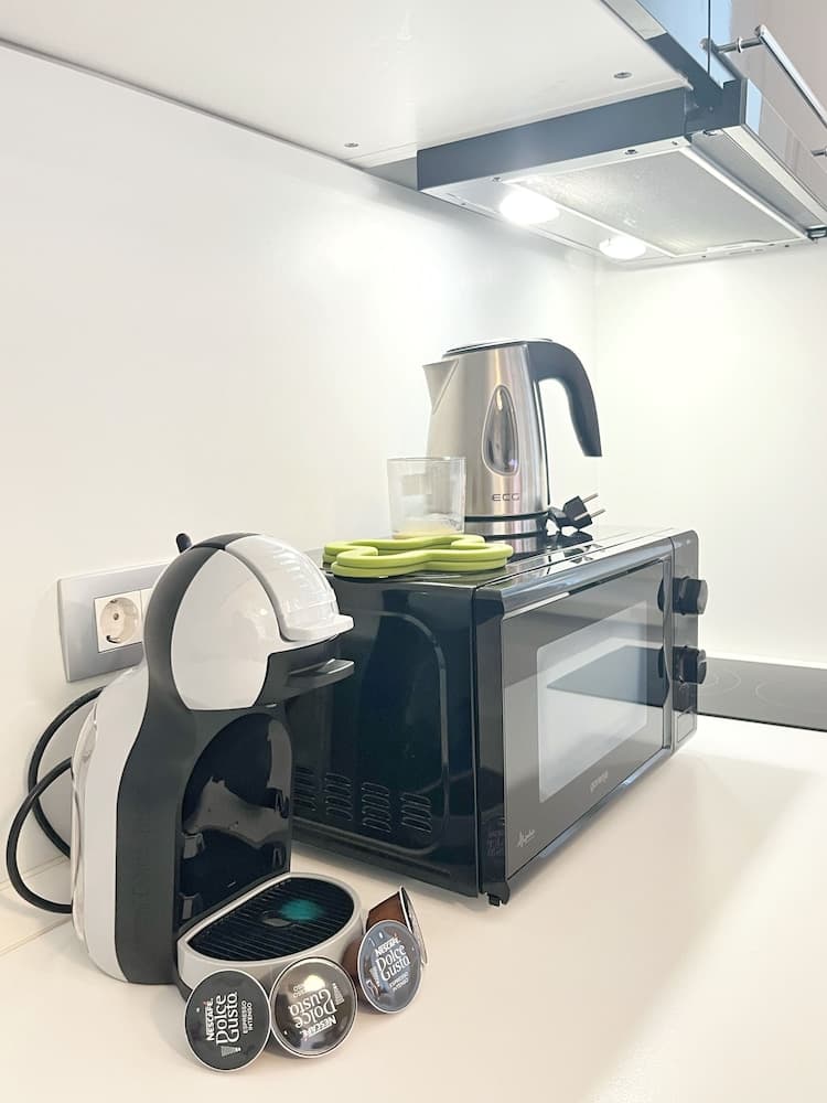 Kahve ve/veya kahve makinesi