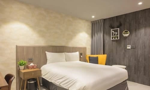 Fengjia K Hotel