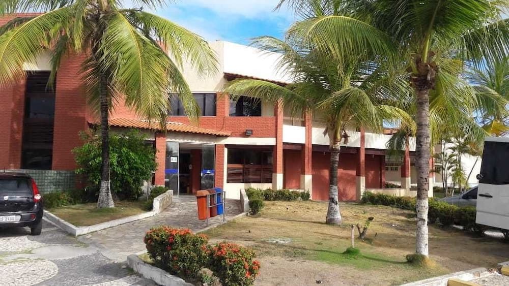 Porto Praia Hotel