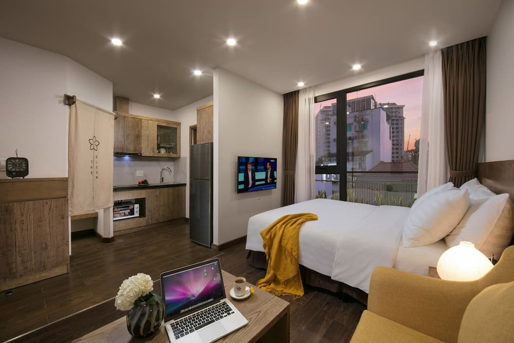 The Bloom Pham Viet Chanh - Modern Living Space in Saigon - A Top Choice for Western Travelers