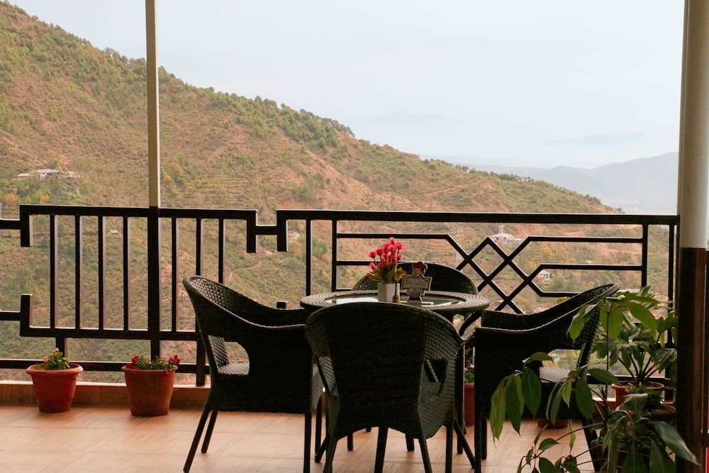 Zip By Spree Hotels Bella Heights Mcleodganj