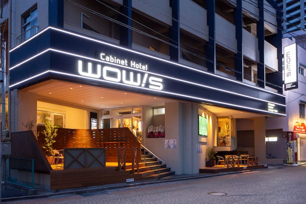 Cabinet Hotel WOWS